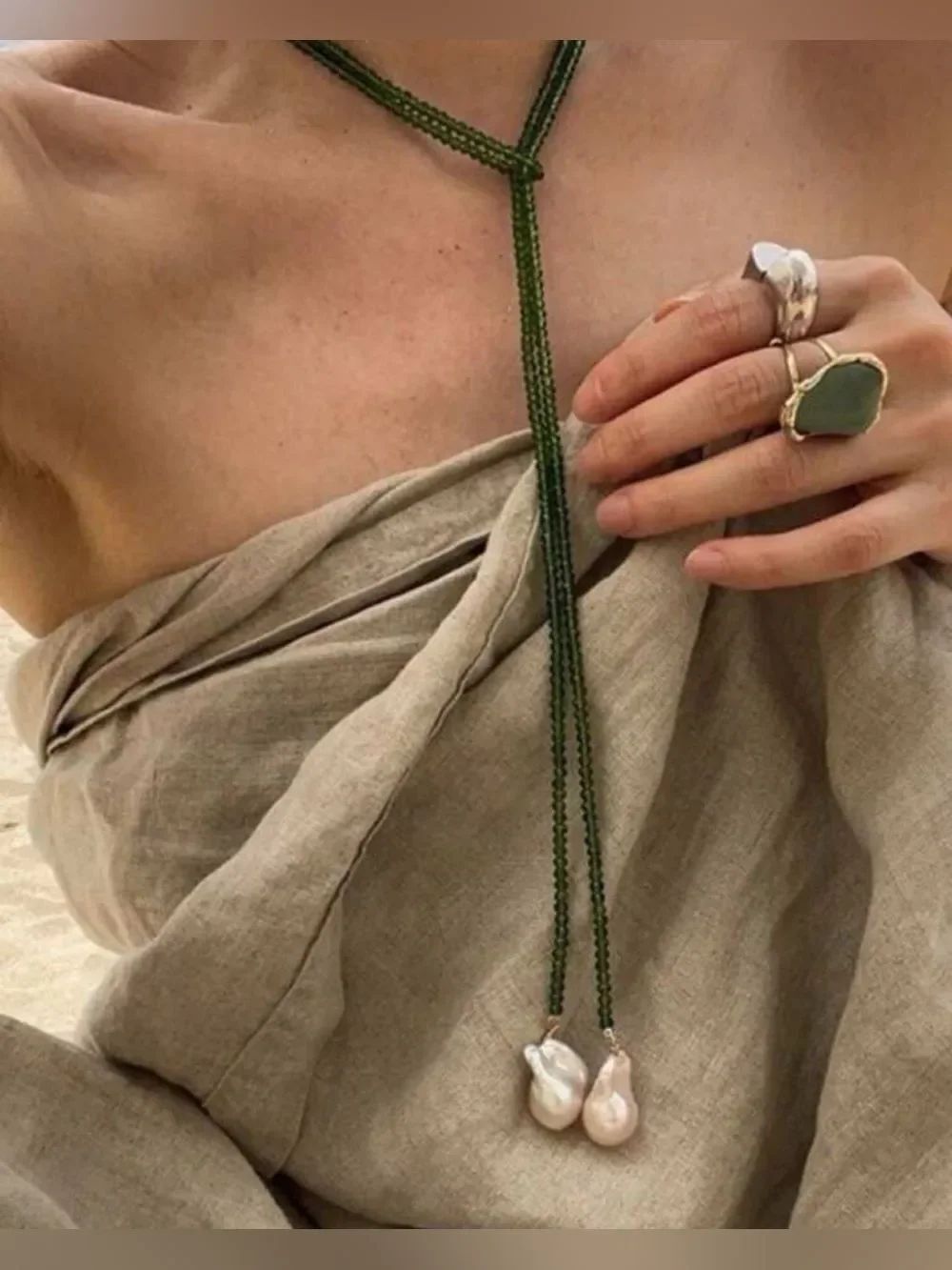 Green Beaded Necklace with faux Pearl Drops A1691